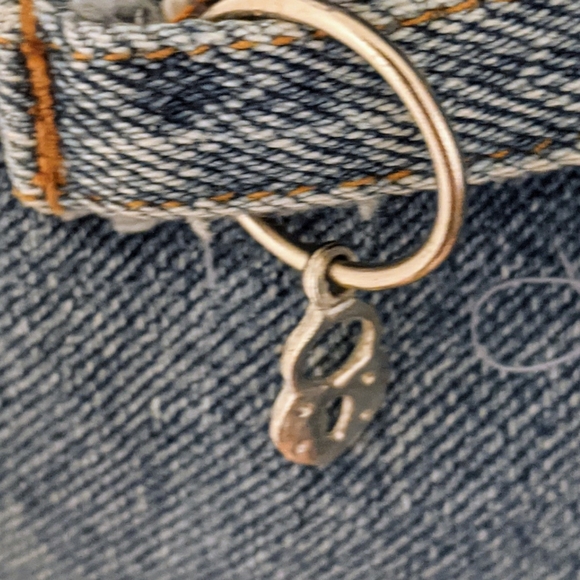 Child Jean Shorts - Girls Size 8 - Picture 4 of 5